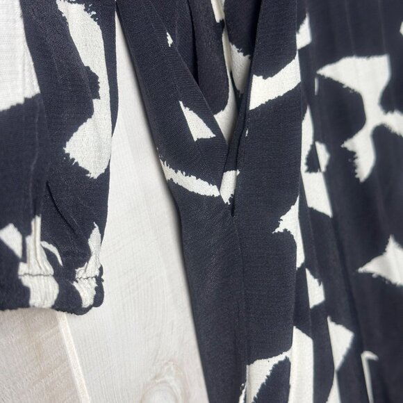 Zara Midi Dress Black & Cream Abstract Print Viscose Button Front Long Sleeve S - Picture 12 of 12